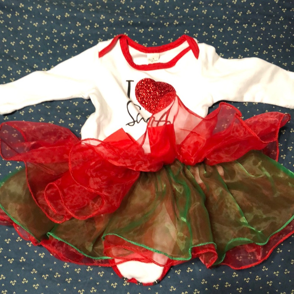 I ❤️ Santa long sleeve onesie 0-6 months